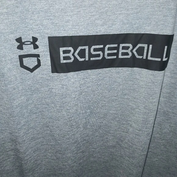 Under Armour Baseball Long Sleeve Men Size XL - Picture 4 of 6